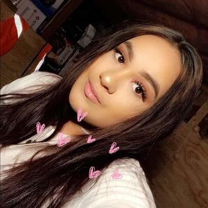 Meet your Posher, Karla